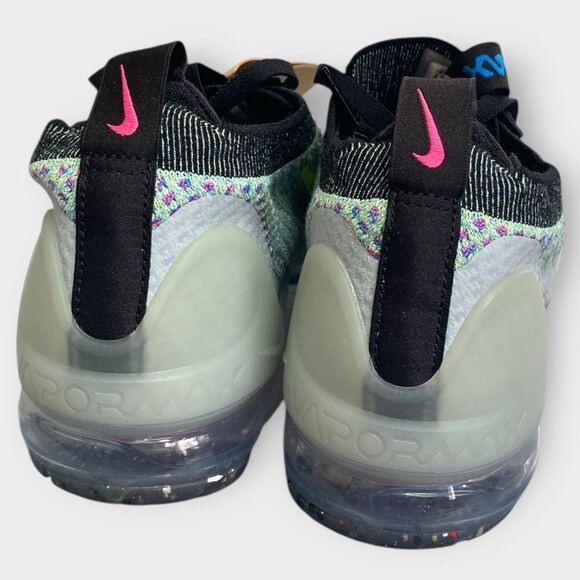 Nike Air VaporMax 2021 Flyknit Next Nature Grade School DX3367-700 size 4.5Y New - Picture 6 of 9